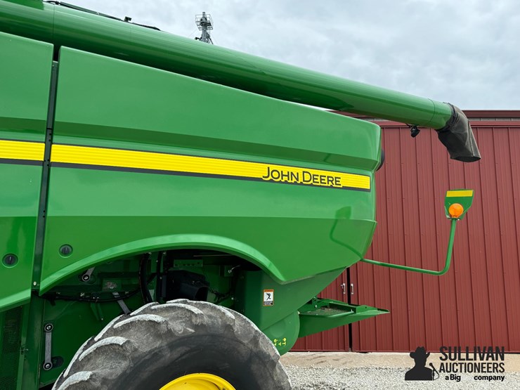 2014-john-deere-s650-image-12