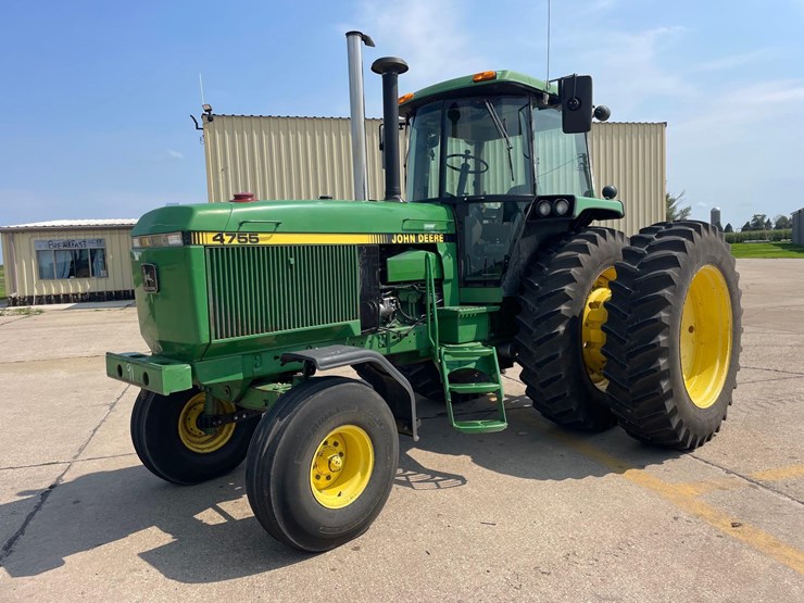 john-deere-4755-image-1