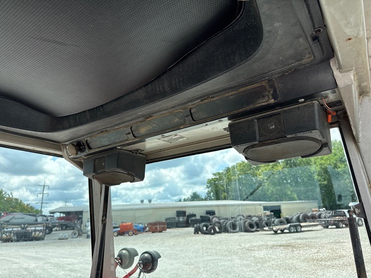 1978-massey-ferguson-2805-image-25