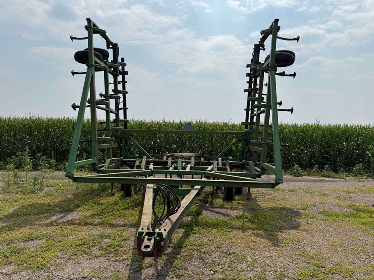 john-deere-1610-image-4