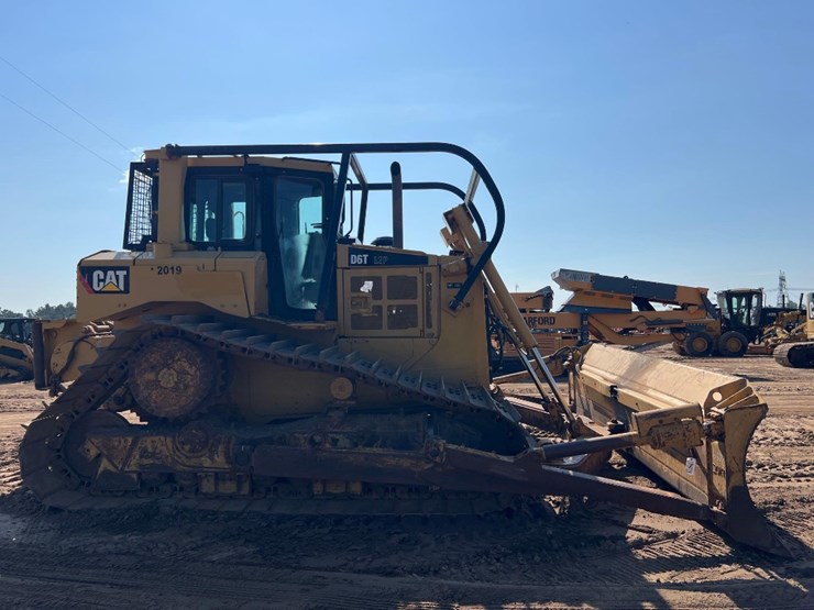 2008-caterpillar-d6t-lgp-image-5