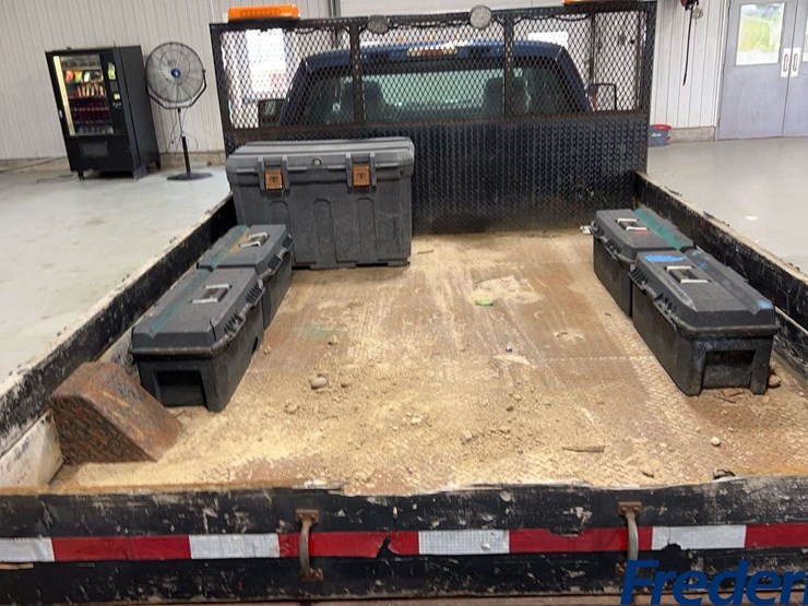 2016-ford-f350-image-13