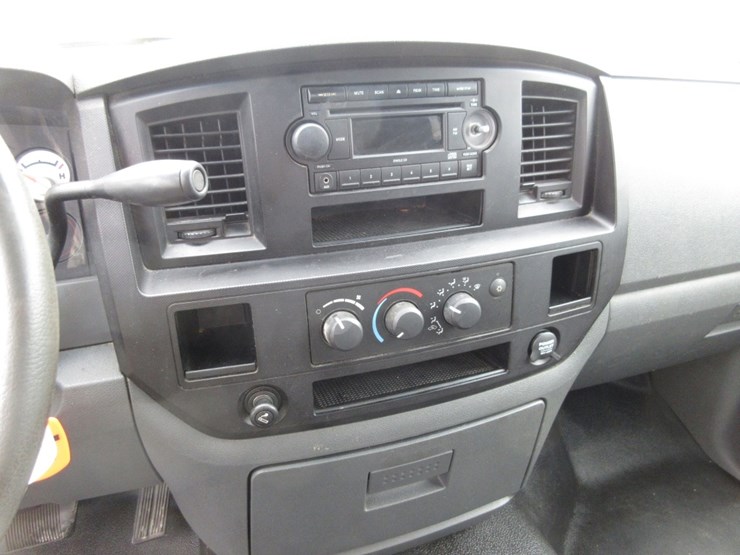 2008-dodge-ram-1500-image-16