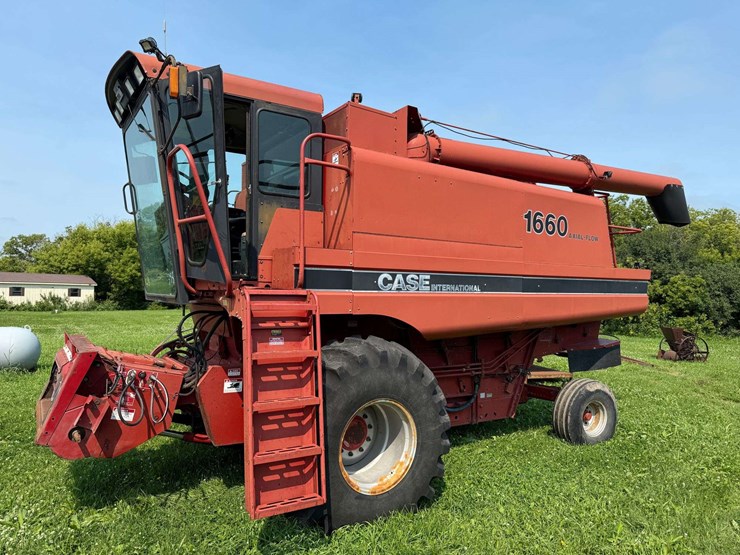 case-ih-1660-image-1