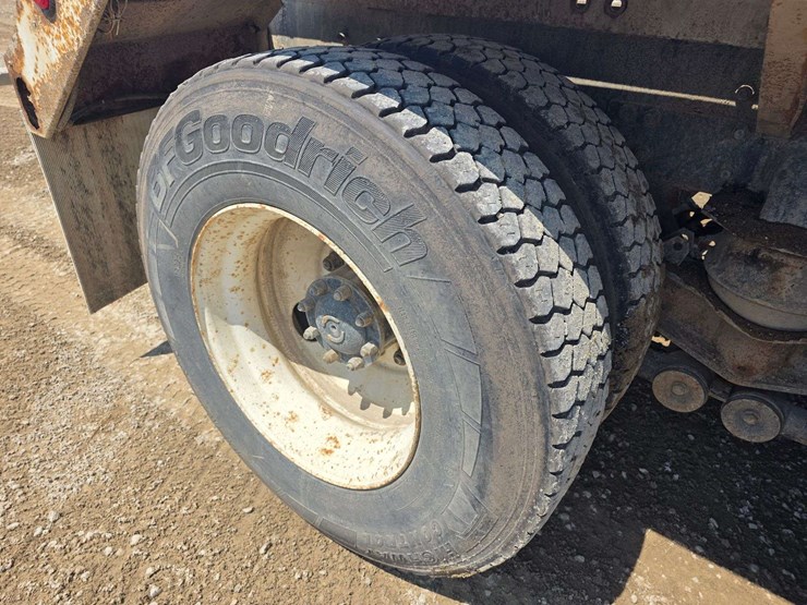 1998-cummins-m11-image-19