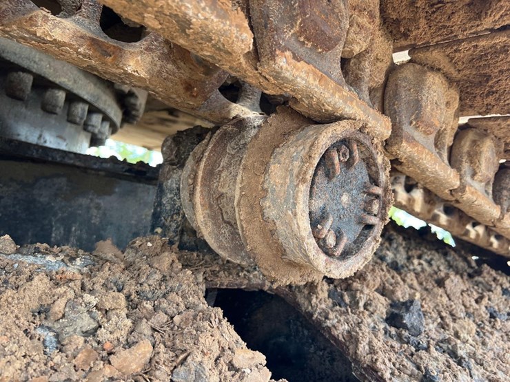 2015-caterpillar-336fl-image-11