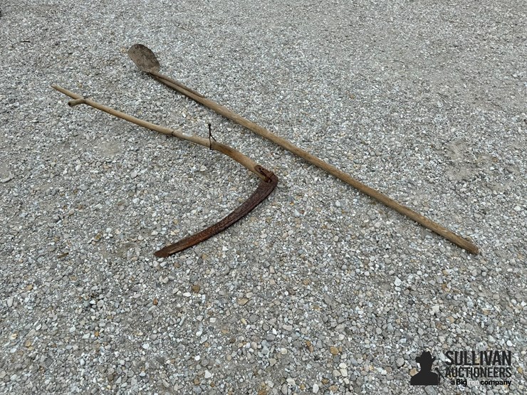 antique-spoon-&-scythe-hand-tools-image-7