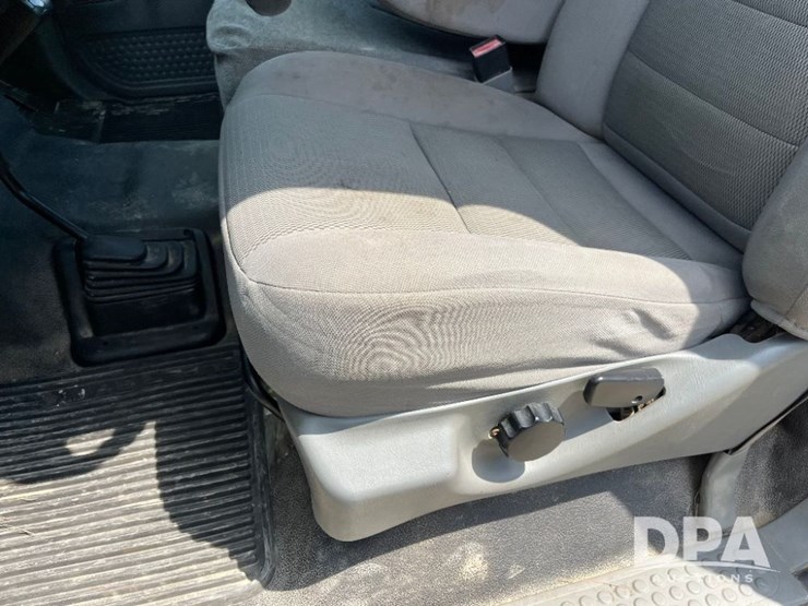 2007-ford-f450-xl-image-44