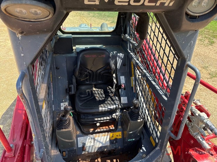 2022-takeuchi-tl6r-image-13