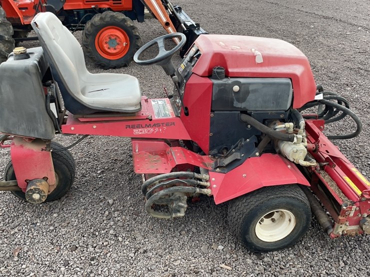 toro-reelmaster-2300d-image-5