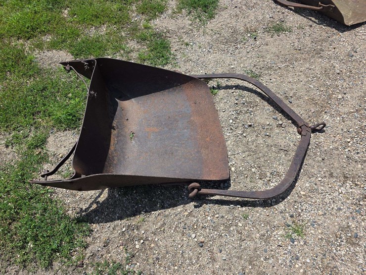 horse-drawn-dirt-mover,-pointed-back-image-2