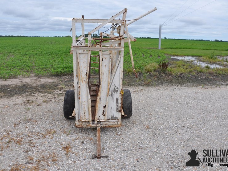 portable-cattle-chute-image-2