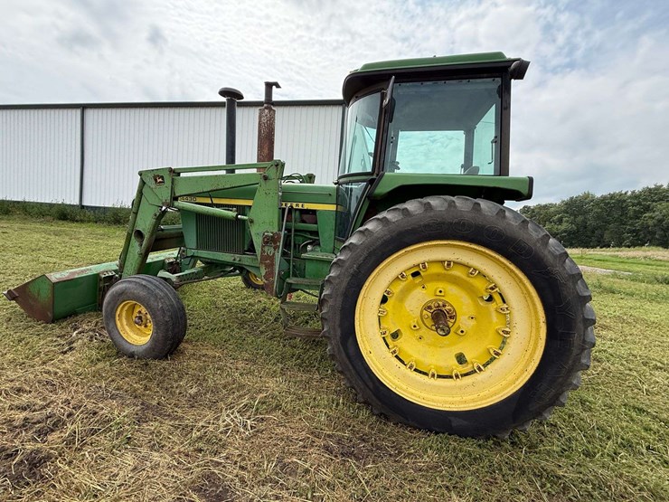1977-john-deere-4430-image-9