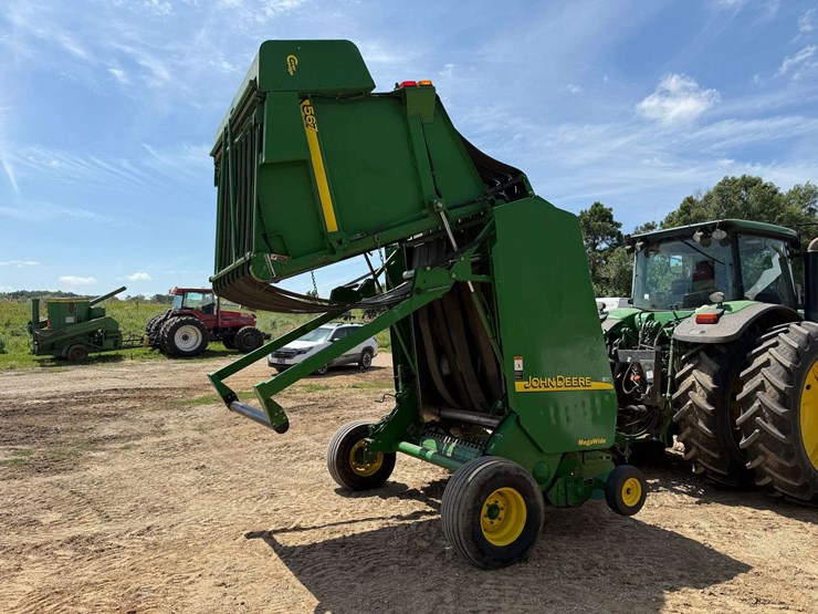 2006-john-deere-567-image-38