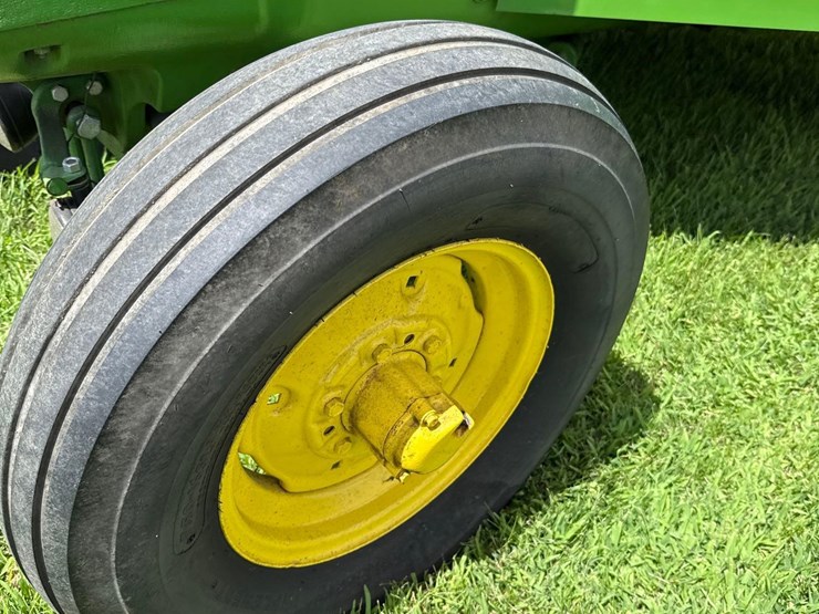 1956-john-deere-60-image-10
