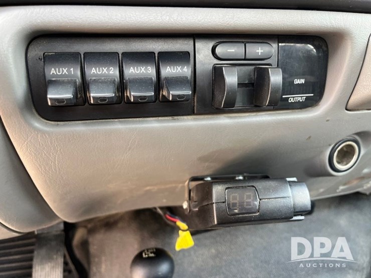 2007-ford-f450-xl-image-56
