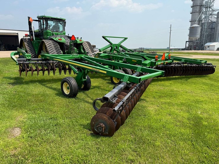 2013-john-deere-2623-image-8