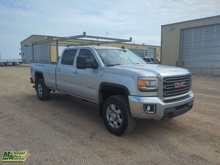 2015-gmc-sierra-3500hd-image-2