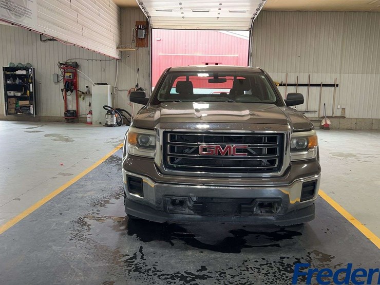 2014-gmc-sierra-1500-image-8