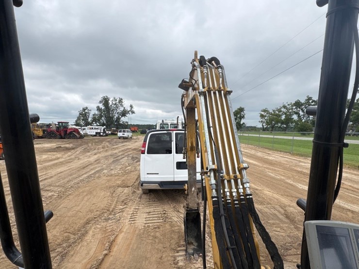 2015-caterpillar-305e2-cr-image-26