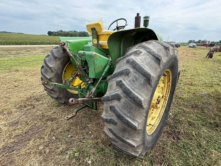 1967-john-deere-3020-image-13