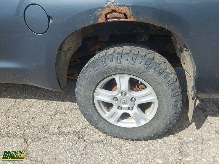 2007-toyota-tundra-image-18
