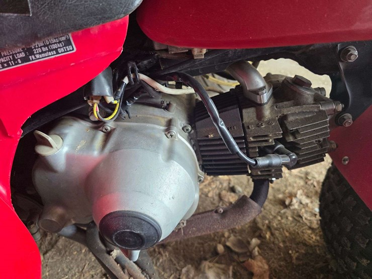 honda-110-3-wheeler,-engine-was-overhauled-spring-of-’25,-new-tires,-pull-start,-runs-and-drives-goo-image-12