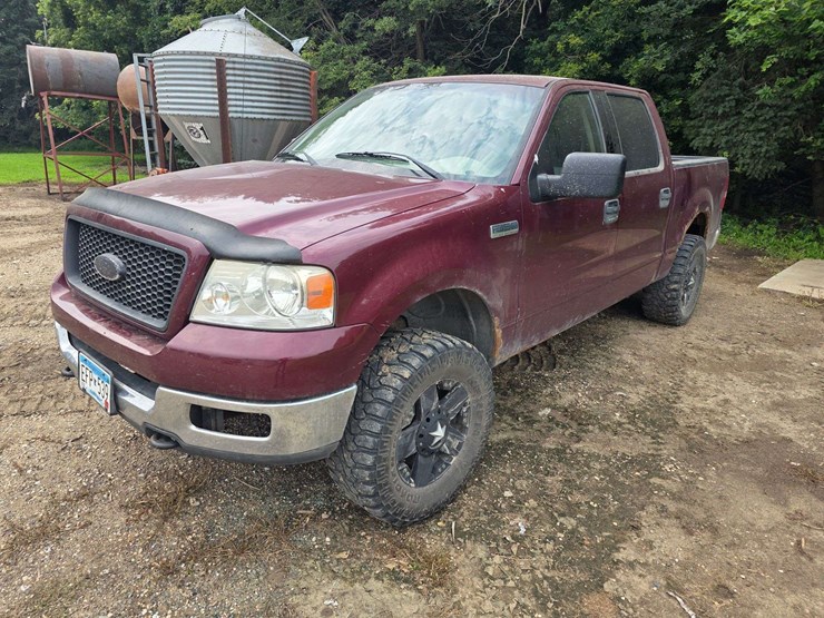 2004-ford-f150-xlt-image-1