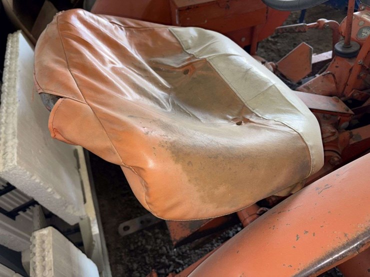 1950-allis-chalmers-wd-tractor,-wf,-13.6-28-rears, 6.00-16 fronts,-snap-coupler,-drawbar,-power-slid-image-16