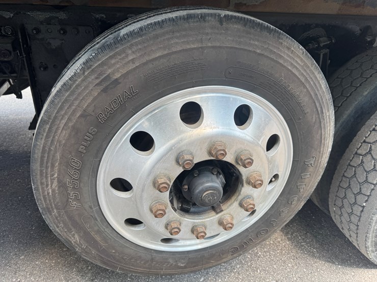2018-western-star-4700sb-image-19