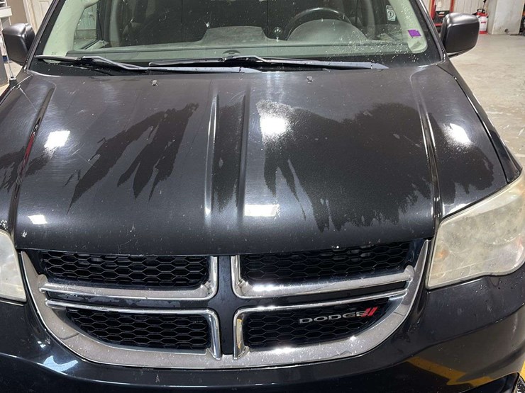 2012-dodge-grand-caravan-image-39