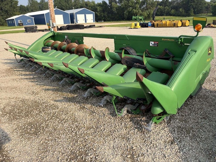 john-deere-612c-image-1
