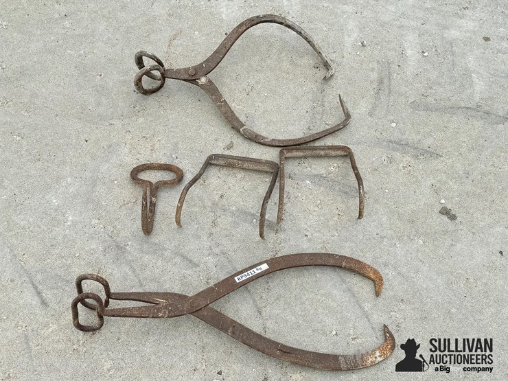 assorted-antique-steel-hooks-image-4