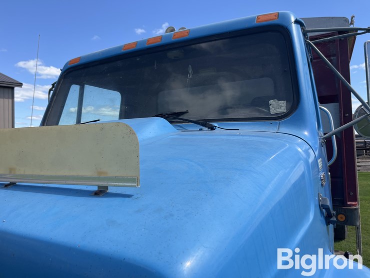 1987-international-2375-s-series-t/a-grain-truck-image-19