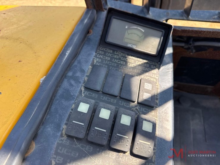 jcb-930-image-19