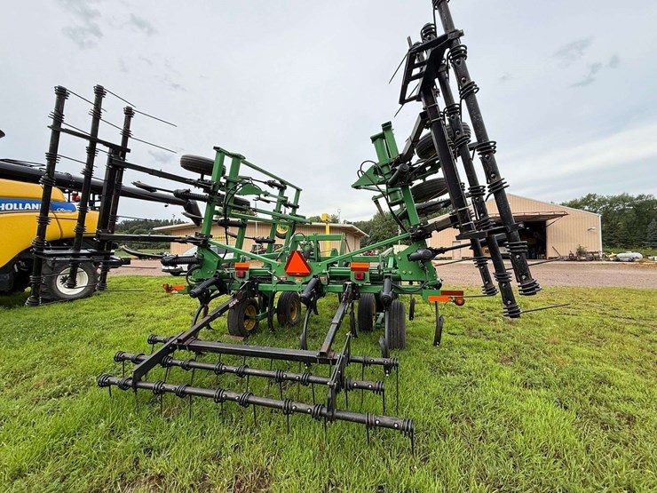 john-deere-680-image-13