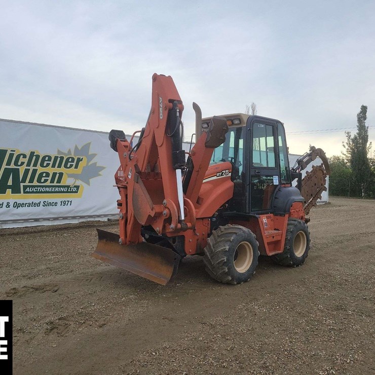 2007 DITCH WITCH RT75