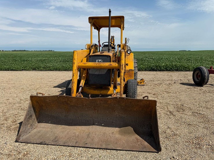 john-deere-310d-image-3