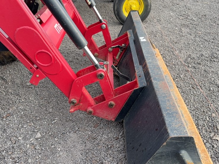 mahindra-mforce-105p-image-5
