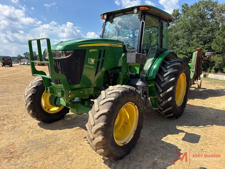 john-deere-6105e-image-6