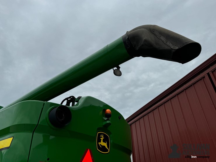2014-john-deere-s650-image-15