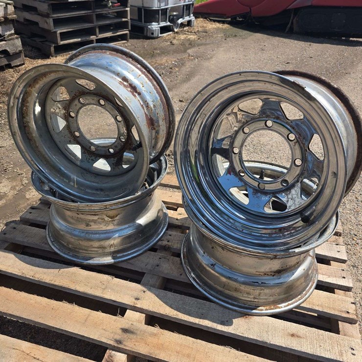 (4) 8 Bolt Chrome Rims, 15”, Buying All for One Money