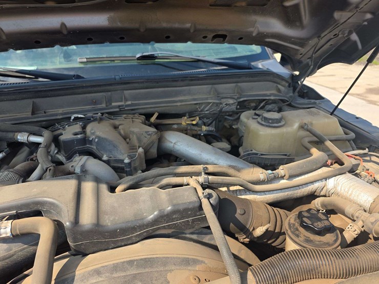 2011-ford-f350-image-31