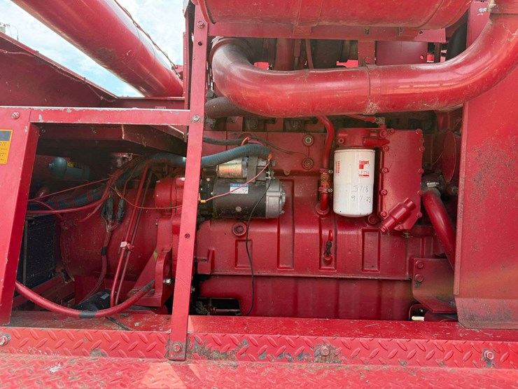 1990-case-ih-1680-image-25
