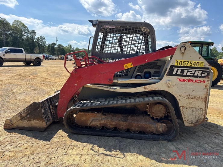 2017-takeuchi-tl12r2-image-5