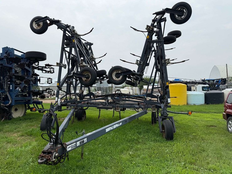 flexicoil-60’-anhydrous-applicator,-fold-up-wings,-sn:-103813-image-2