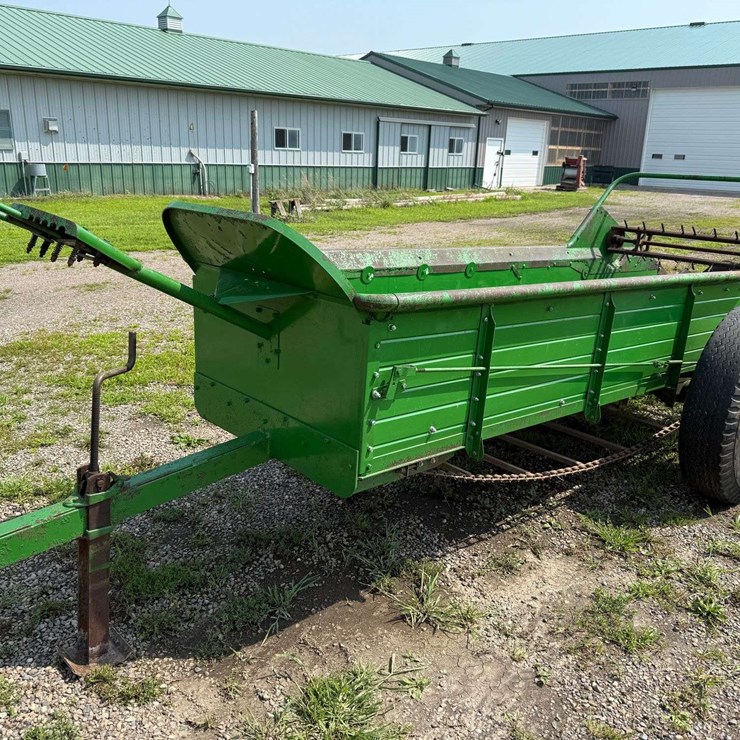 JOHN DEERE R