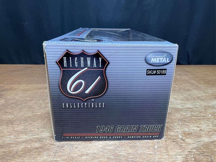 1/16-gmc-grain-truck-nib-dcp-image-5