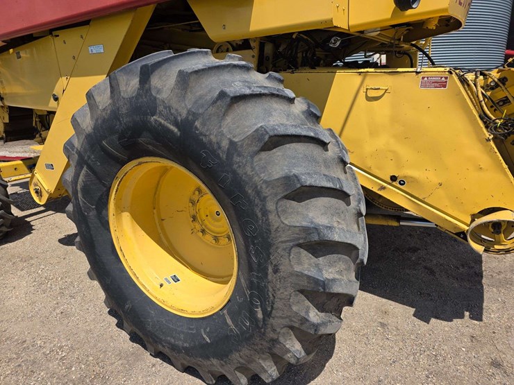 1988-new-holland-tr86-image-21
