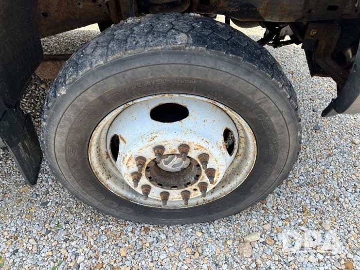 2007-ford-f450-xl-image-26
